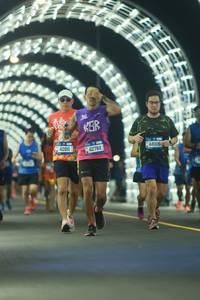 BIB: 42011, 42784, 44006
                            <button type="button" onclick="openModal(20629177)" class="btn btn-primary btn-sm float-right btn-popup" data-toggle="modal" data-target=".modal-high-quality">
                        <i class="fas fa-shopping-cart"></i> Add to Cart
                    </button>
                                            <button type="button" onclick="isThisMe(20629177, true)" class="btn btn-success btn-sm float-right btn-popup btn-isme hidden" data-toggle="tooltip" data-placement="bottom" title="นี่คือรูปของคุณใช่ไหม คลิกที่นี่เพื่อเอาเข้าอัลบั้ม">
                        <i class="fas fa-plus"></i> Add to album
                    </button>
                    <button type="button" onclick="isThisMe(20629177, false)" class="btn btn-warning btn-sm float-right btn-popup btn-isnotme hidden">
                        <i class="fas fa-ban"></i> Remove from album
                    </button>